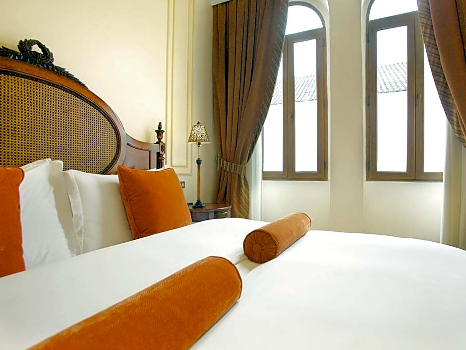 Plaza Grande Hotel