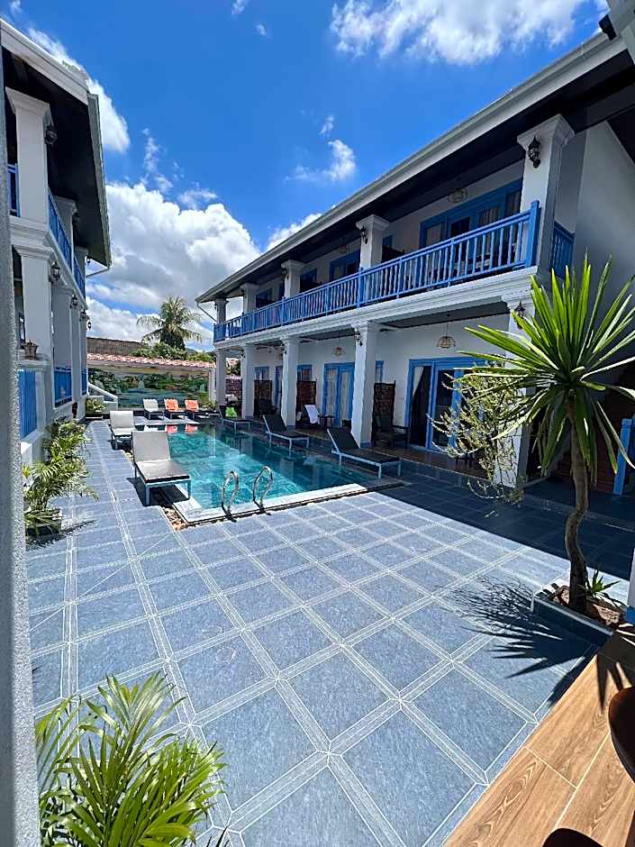 Sadakham Royal View Hotel