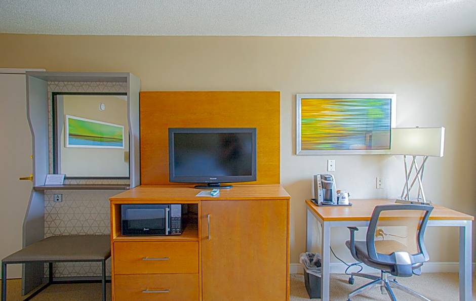 Holiday Inn & Suites Houston North Spring By IHG