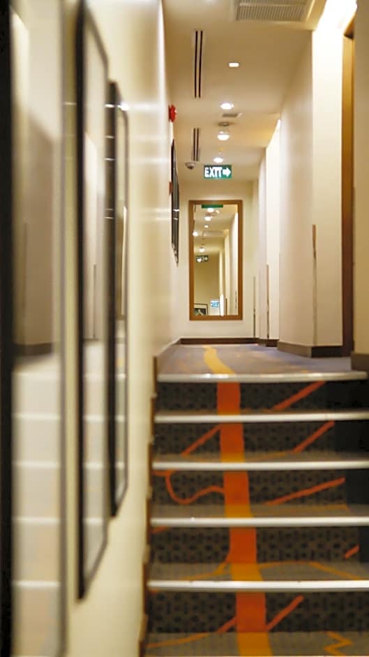 On 8 Sukhumvit Nana Bangkok by Compass Hospitality