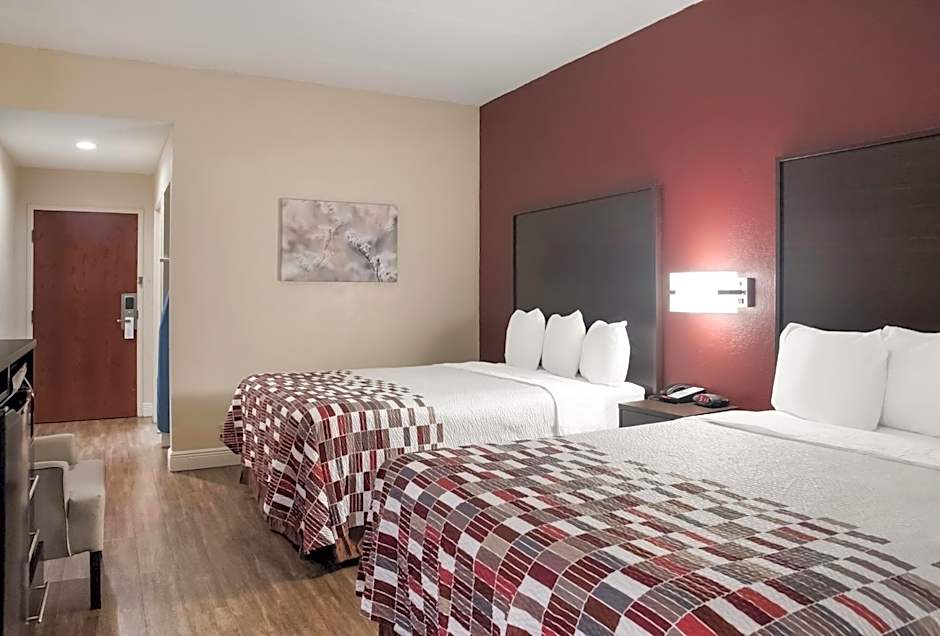 Red Roof Inn Tupelo