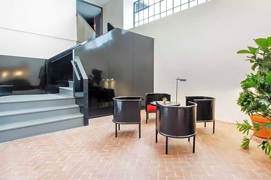 Gowanus Inn & Yard Hotel