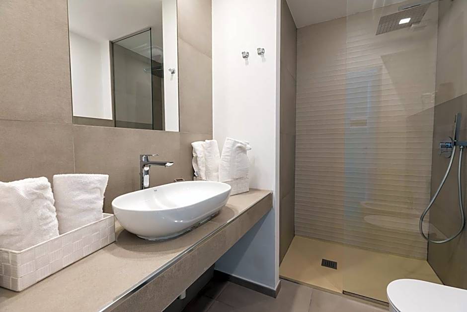 Antares Rooms and Suites