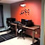 Holiday Inn Express & Suites Northeast By IHG