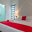 RedDoorz Premium @ Hotel Hebat
