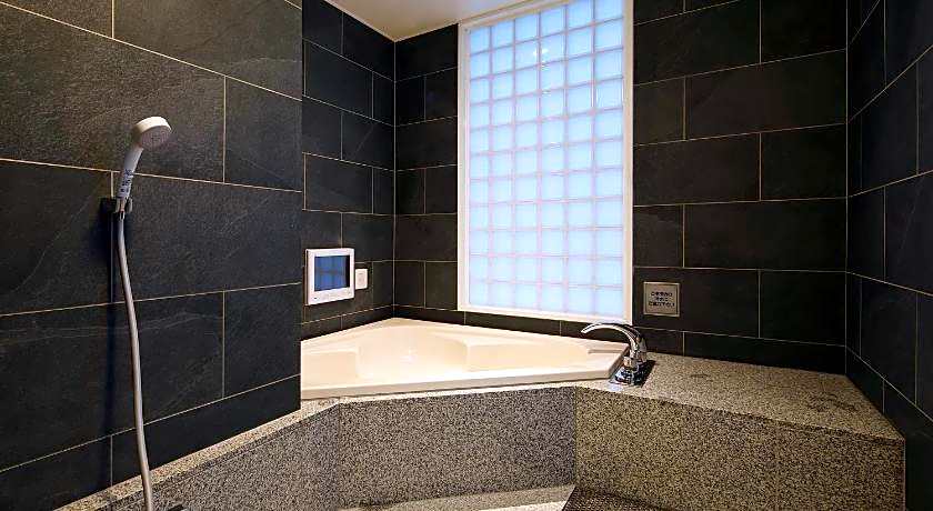 Hotel Valentine TOGO - Adult Only