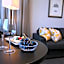 Springfield Lakes Hotel