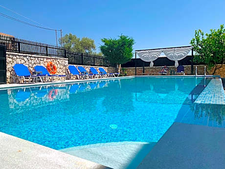 Alkionis Garden View Apartments