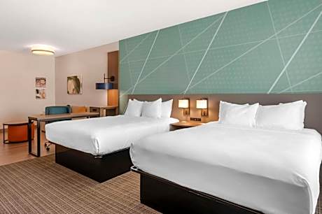 Queen Suite with Two Queen Beds - Non Smoking