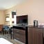 Holiday Inn Express Hotel & Suites Grand Rapids-North