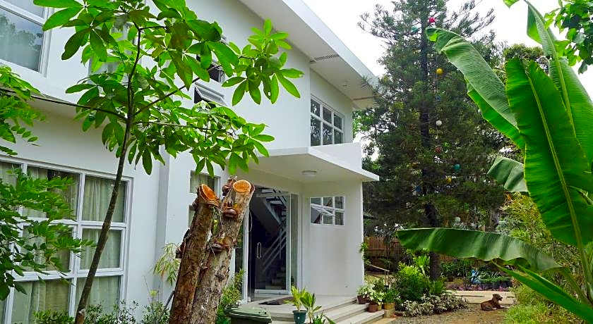 Greenspace Palawan Hotel