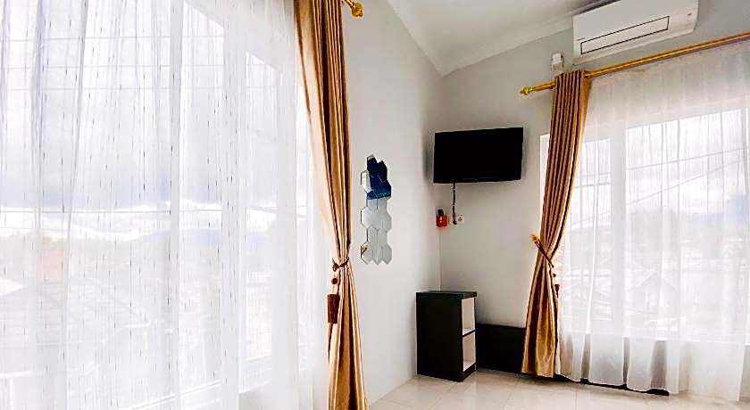 RedDoorz Syariah @ GCL Bukittinggi