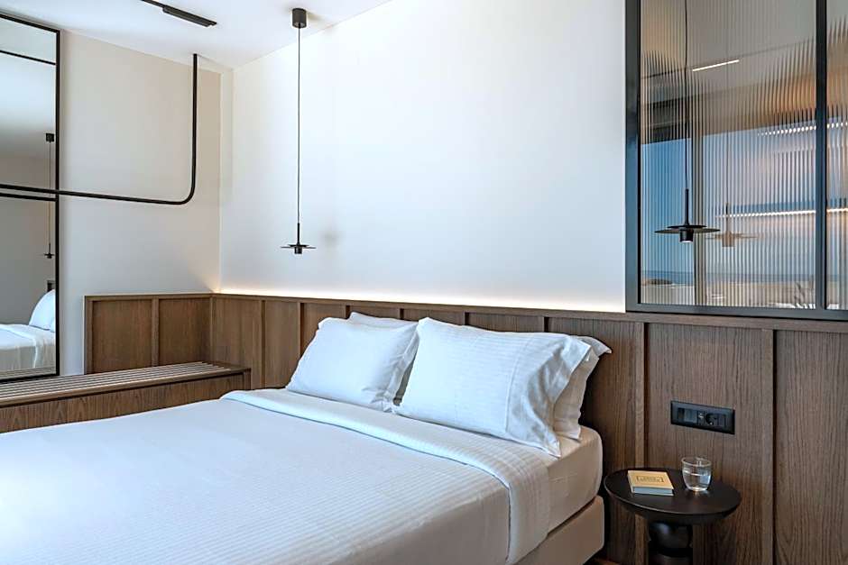 Thelèsi Apartments, 100m from the beach