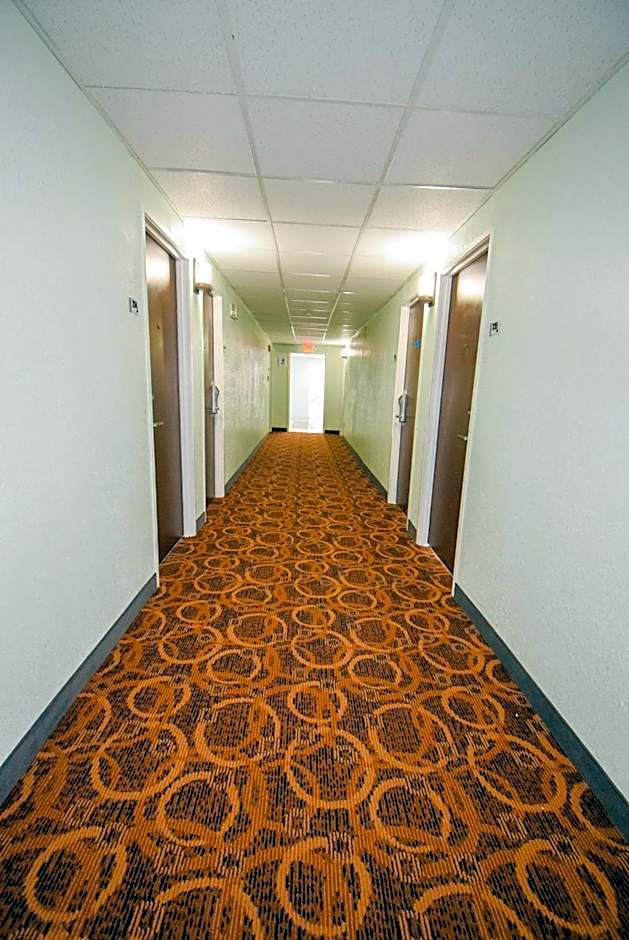 Quality Inn & Suites Sulphur Springs