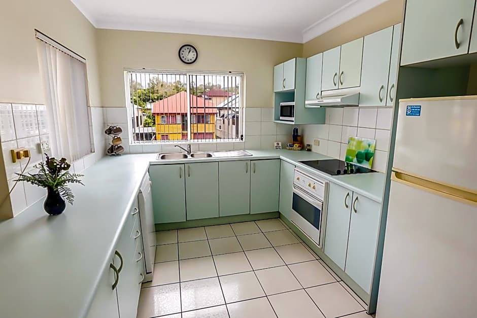 Koala Court Holiday Apartments