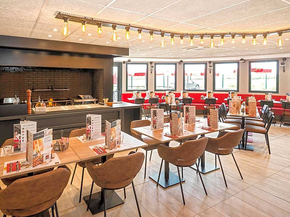 ibis Pontorson Baie Du Mont Saint Michel