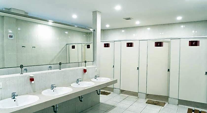 Miko Rooms and Capsules Hotel