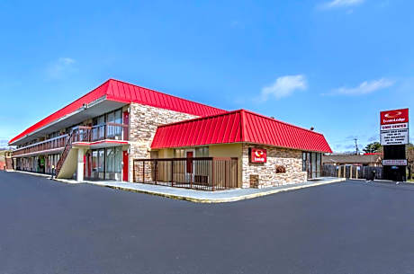 Econo Lodge Civic Center