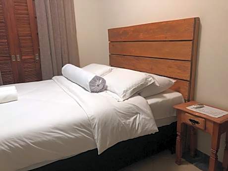 Suite with Garden View