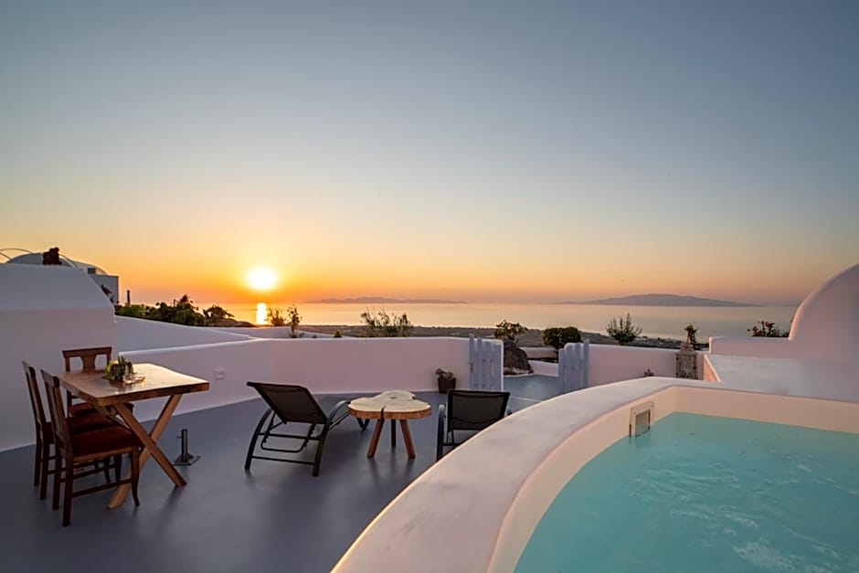Sun Angelos Oia - Luxury Cave Suites