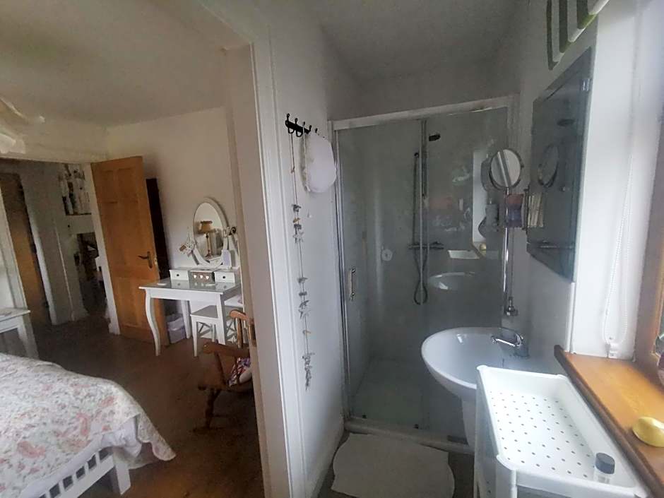 Cherrytree House B&B