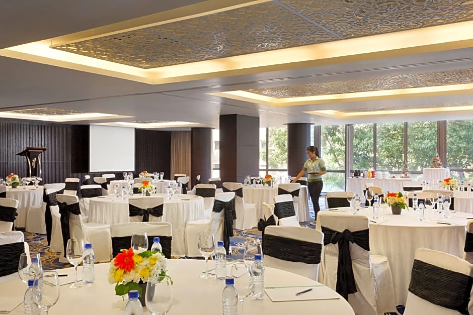 JEN Maldives Male by Shangri-La