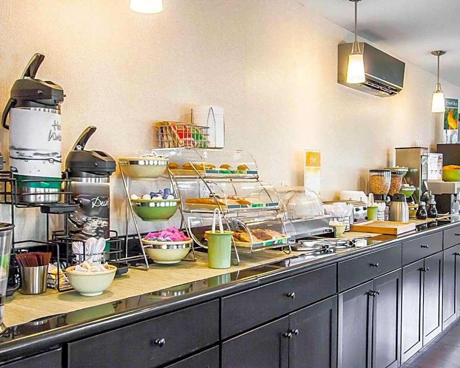 Quality Inn Cairo I-57