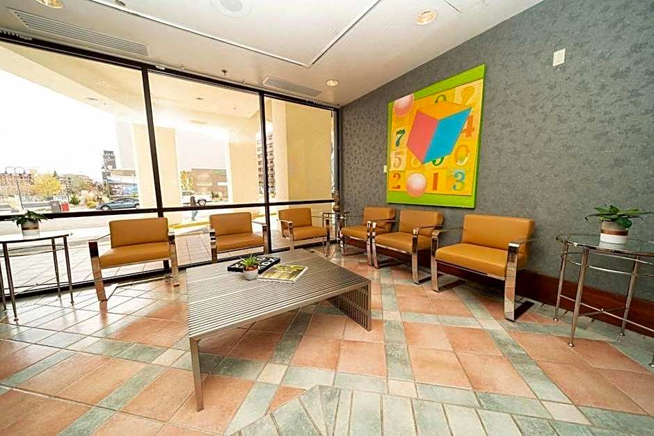 Reno Suites