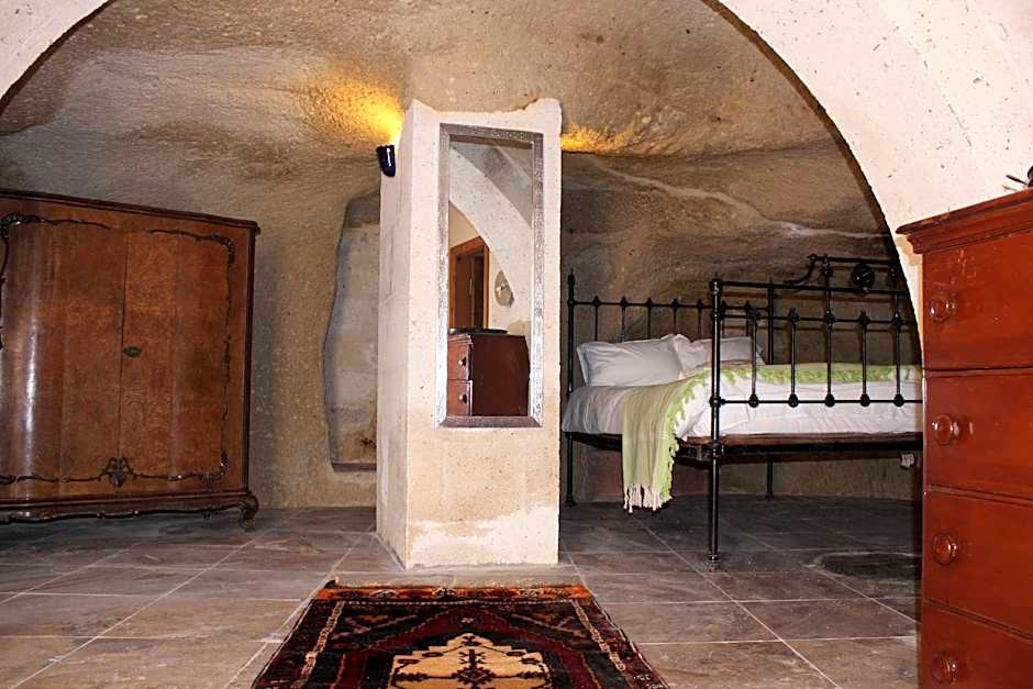 Cappadocia Eagle Cave Inn