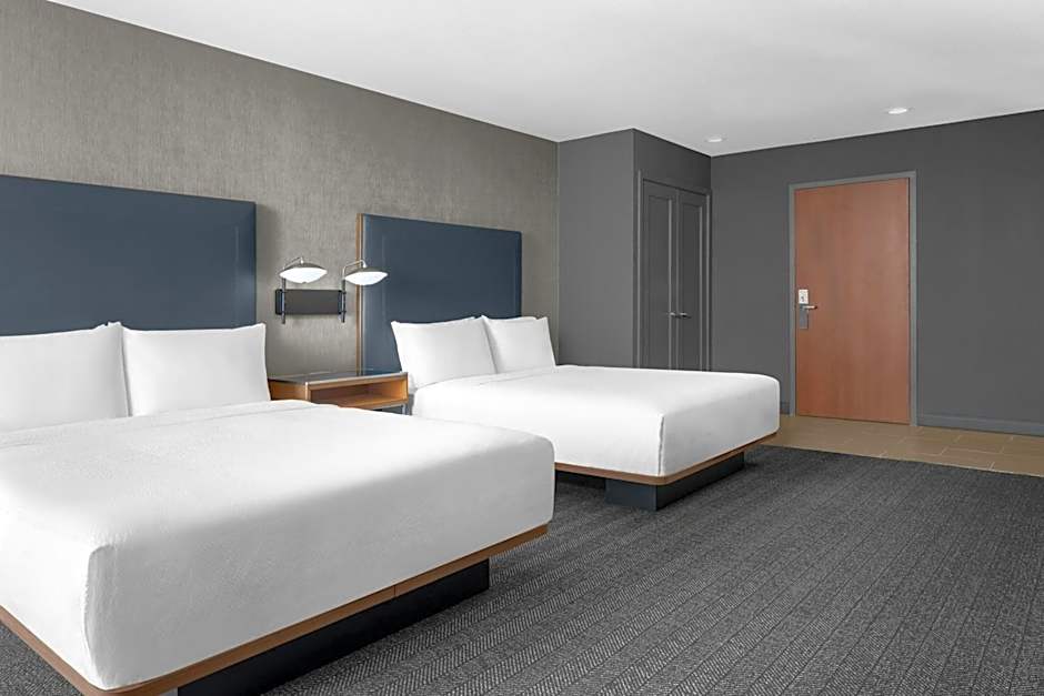 Courtyard by Marriott San Jose Airport