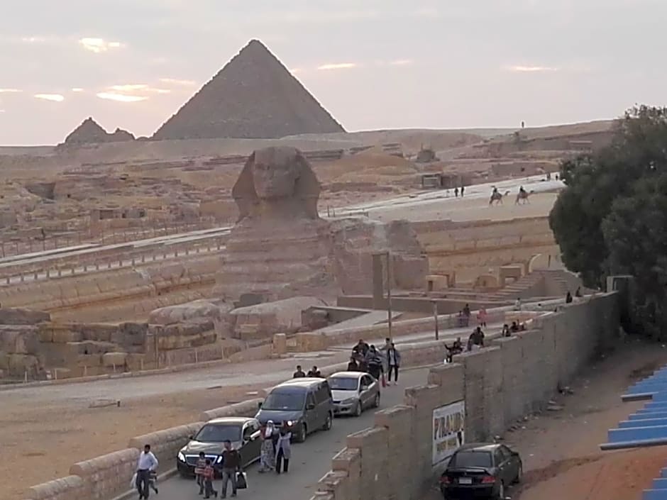 Atlantis Pyramids Inn