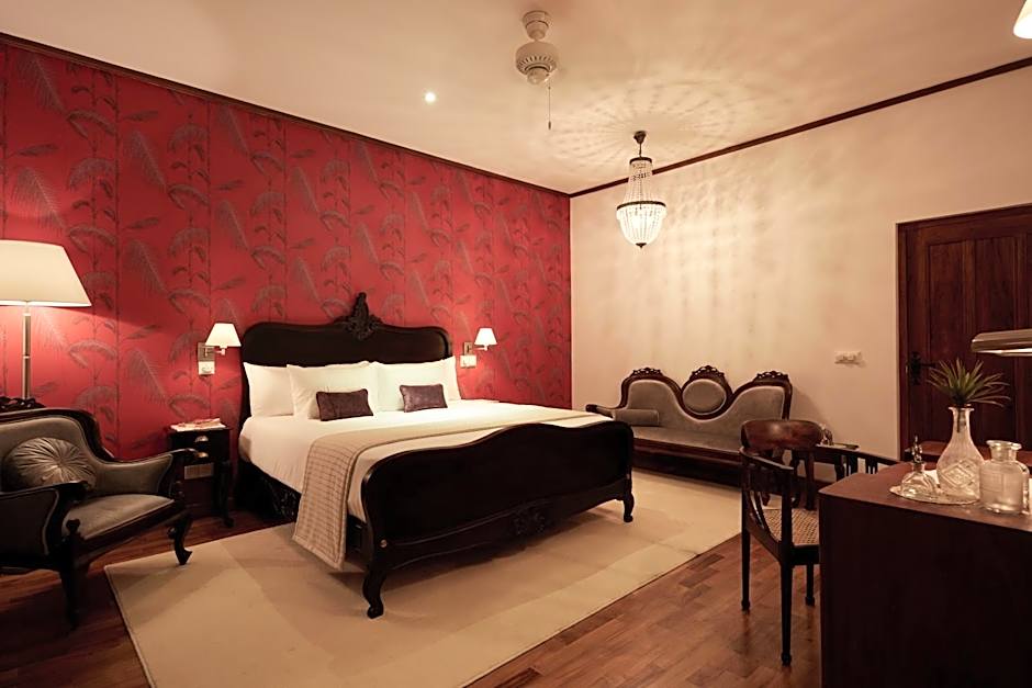 Photo 1 of 9 of Junior Suite