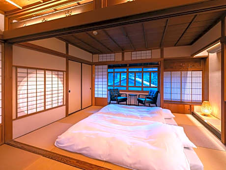 Japanese-Style Room