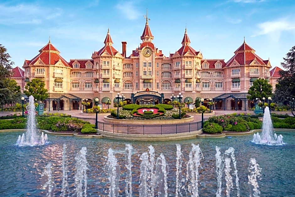 Disneyland® Hotel