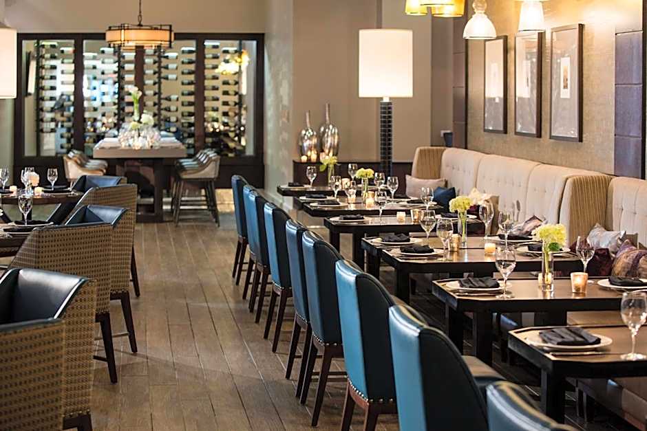 Renaissance by Marriott Waterford Oklahoma City Hotel