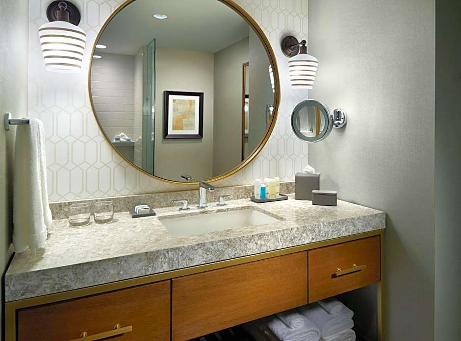 Omni Hotel at The Battery Atlanta