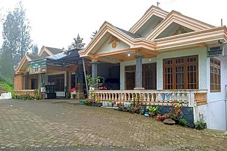 Gebby Homestay Bromo RedPartner