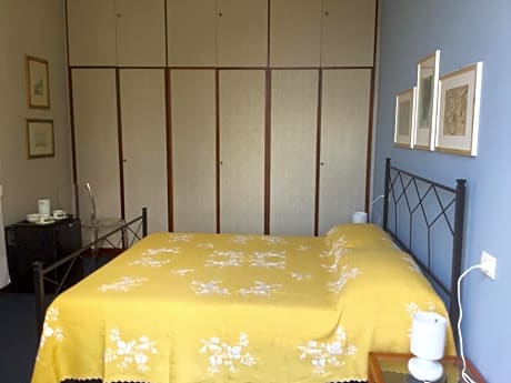 Deluxe Double Room with Extra Bed