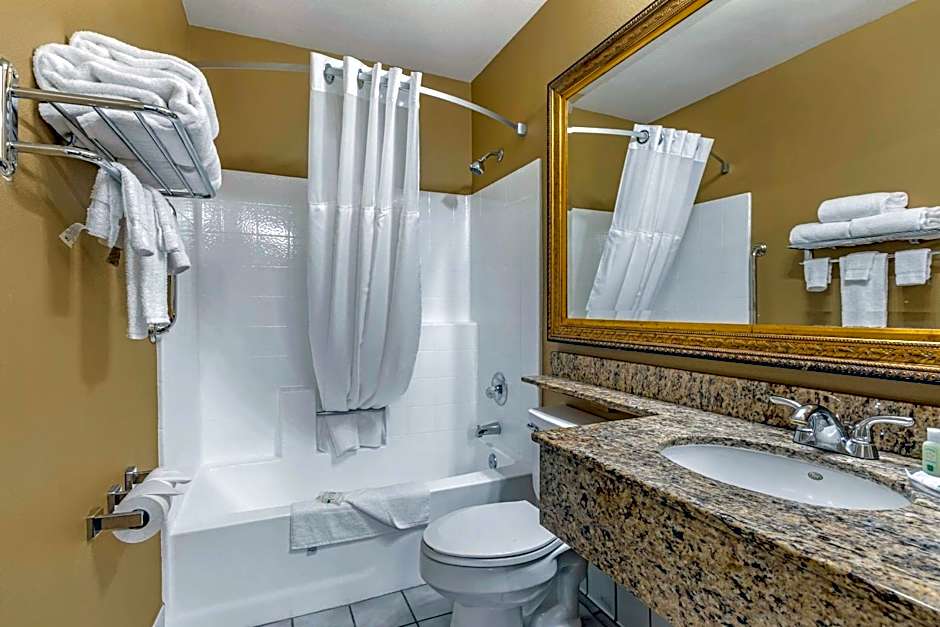 Quality Inn & Suites Westminster - Seal Beach Westminster