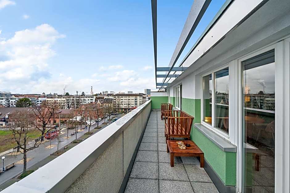 Becozy Self Check-in Pop-Up Hotel Basel