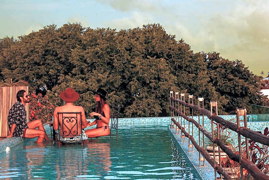 Be Playa Hotel Boutique & Rooftop Bar