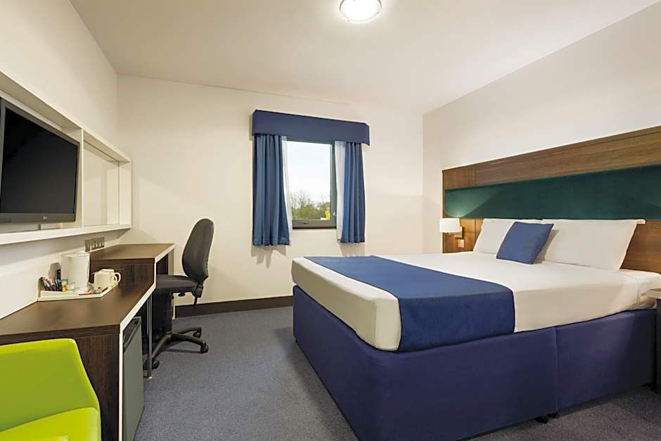 Ramada by Wyndham Cobham