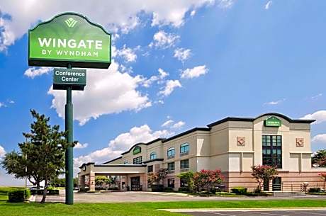 Wingate by Wyndham Round Rock Hotel & Conference Center