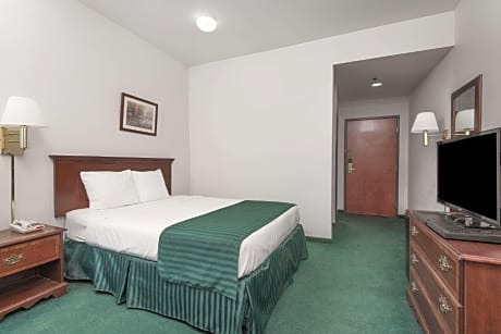 2 Queen Beds Mobility Accessible Room Non-Smoking