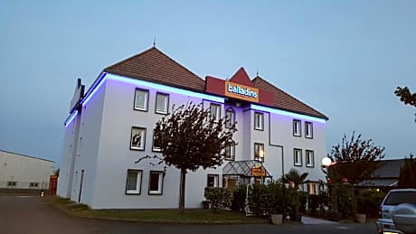 initial by balladins Saint-Quentin / Gauchy