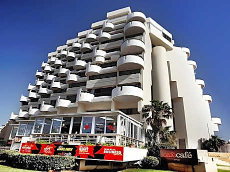 Marine Heights Suites Hotel