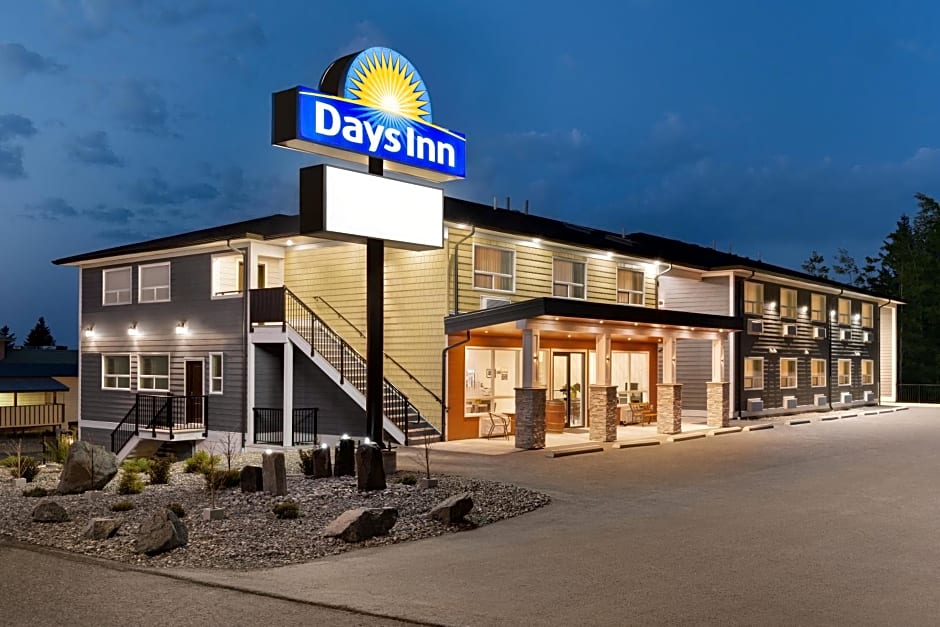 Days Inn by Wyndham 100 Mile House