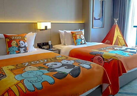 Standard Twin Room with Garden View