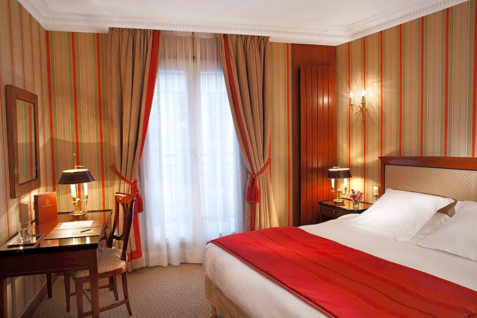 Rochester Champs-Elysees Hotel