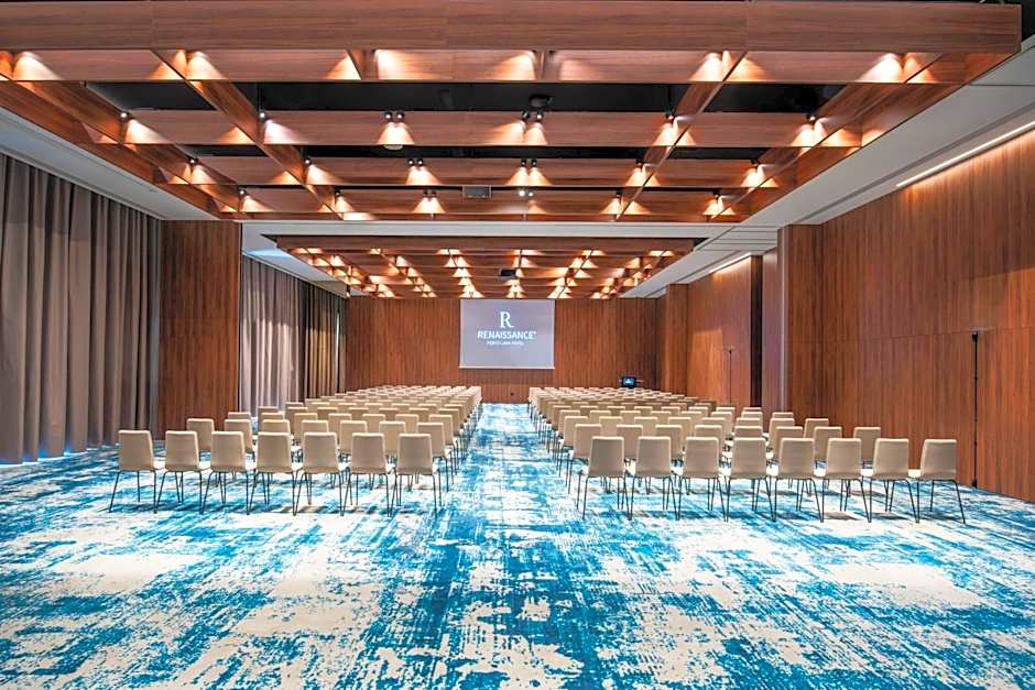 Renaissance Porto Lapa Hotel